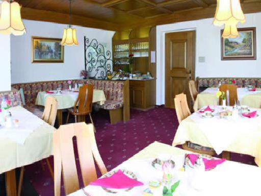 Pension Tannenhof Laces Exterior photo